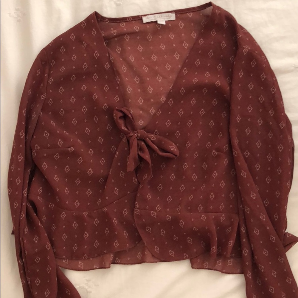 Maroon tie top
